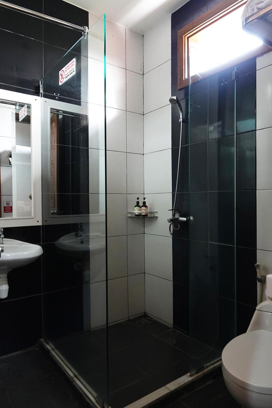 Baratha Hotel&Resto Bondowoso Kültér fotó