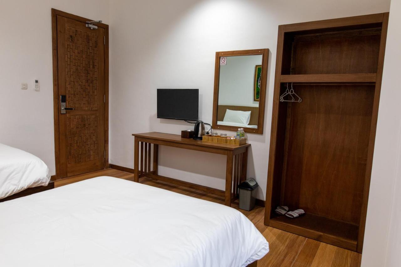 Baratha Hotel&Resto Bondowoso Kültér fotó