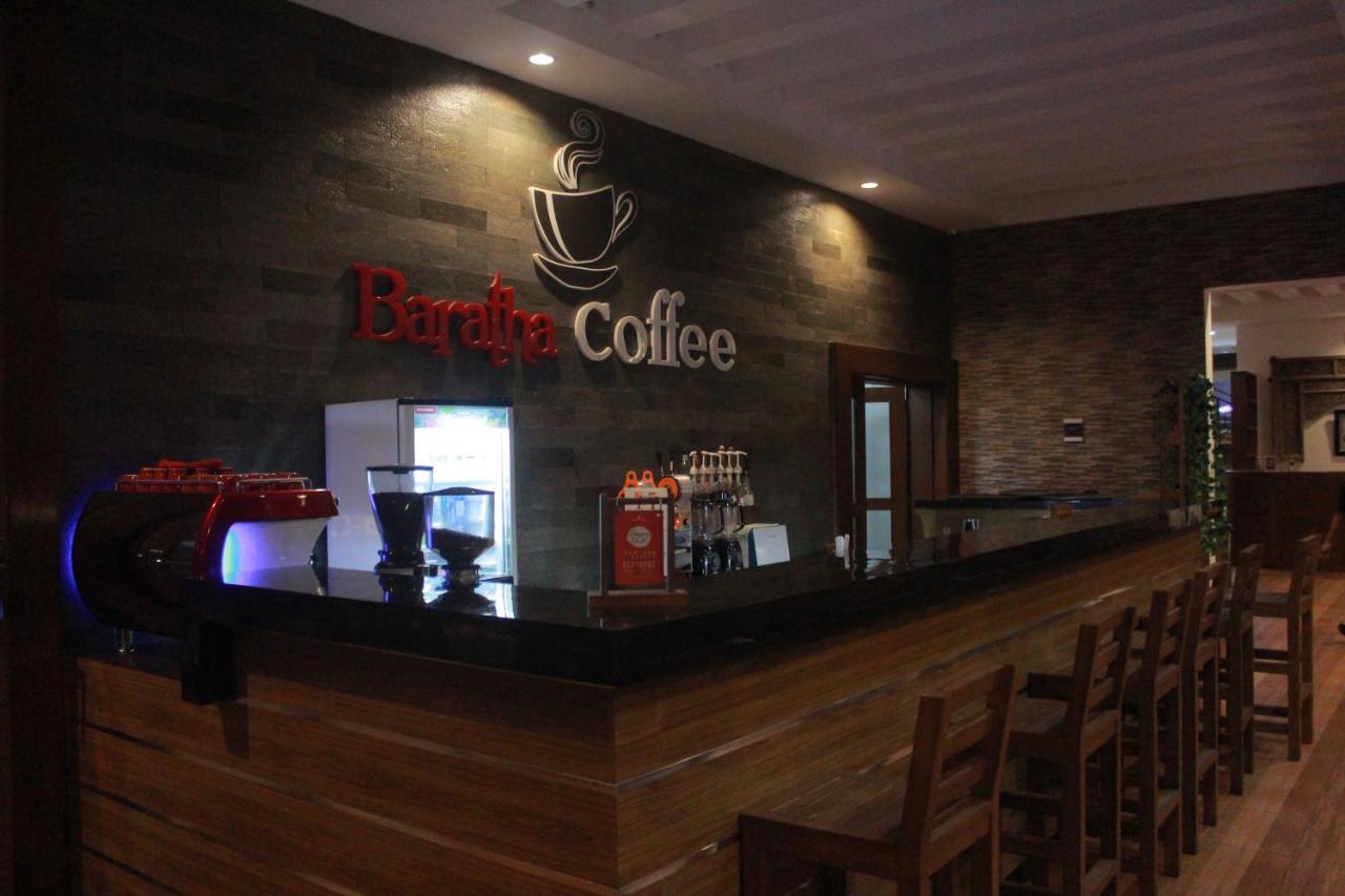 Baratha Hotel&Resto Bondowoso Kültér fotó