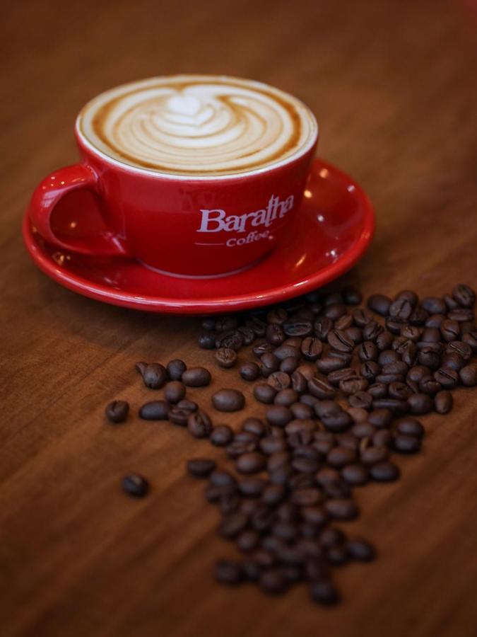 Baratha Hotel&Resto Bondowoso Kültér fotó