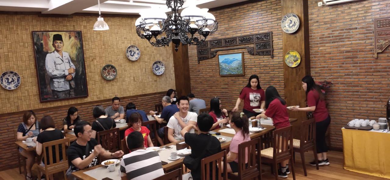 Baratha Hotel&Resto Bondowoso Kültér fotó